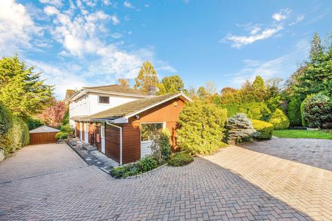 Quarry Road, Oxted RH8 5 bed detached house for sale