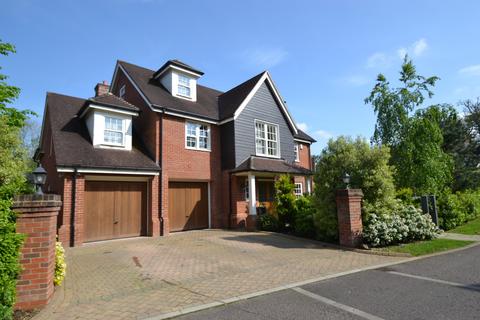 6 bedroom detached house for sale