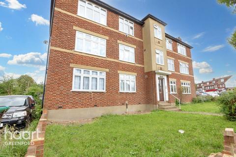 Ruislip Road, Greenford 2 bed apartment for sale