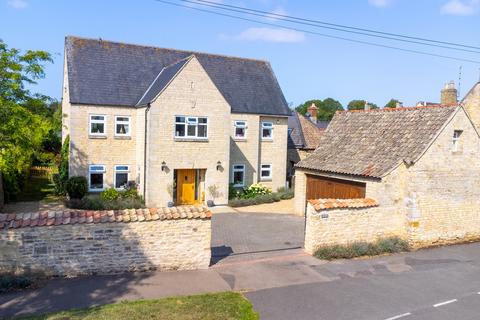Main Street, Market Overton, Oakham 7 bed detached house for sale