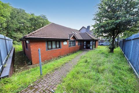 Deri, Bargoed CF81 5 bed bungalow for sale