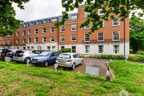 College Way, Welwyn Garden City, AL8 2 bed retirement property for sale