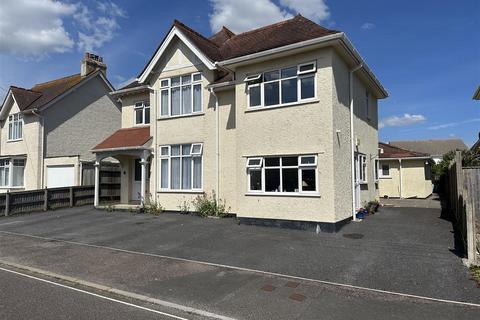 7 bedroom detached house for sale