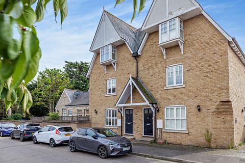 Clarence Mews, Redmayne Drive... 3 bed semi