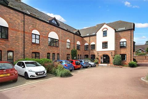 Lenten Street, Alton, Hampshire, GU34 1 bed apartment for sale