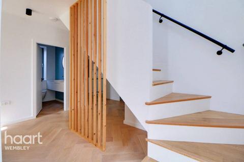 Sudbury 5 bed detached house for sale