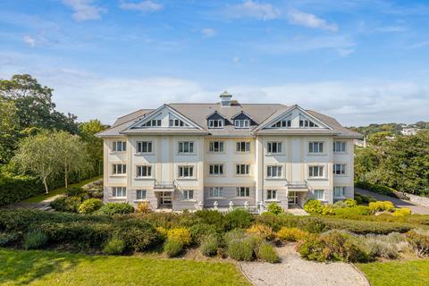 Higher Woodfield Road, Torquay TQ1 2 bed apartment for sale