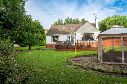 5 bedroom detached bungalow for sale