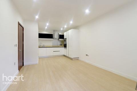 Newgate, Croydon 2 bed flat for sale