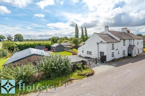 Old Woods, Bomere Heath, Shrewsbury 5 bed semi