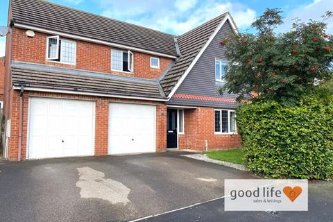 4 bedroom detached house for sale