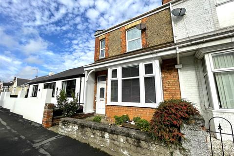 Carrington Avenue, Hornsea 3 bed end of terrace house for sale