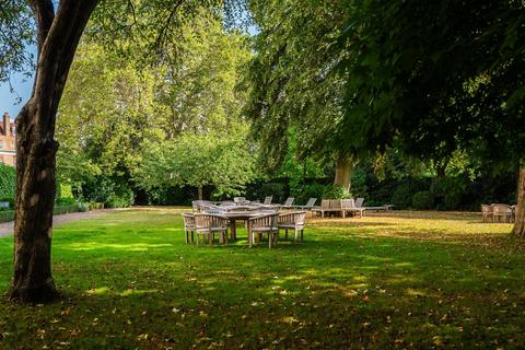 Hyde Park Gardens, Hyde Park Square... 1 bed flat for sale