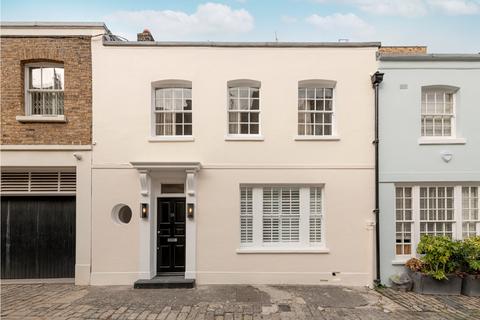 Eccleston Mews Knightsbridge SW1X 3 bed mews for sale