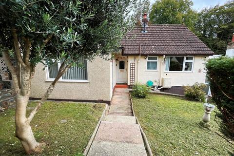 Broomhill, Tiverton, Devon, EX16 3 bed bungalow for sale