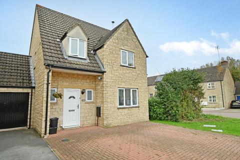 4 bedroom link detached house for sale