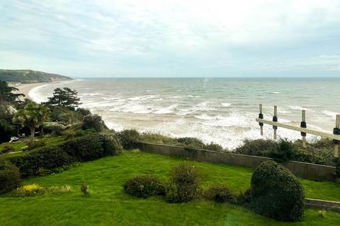 Highcliffe Close, Seaton, Devon, EX12 2 bed apartment for sale