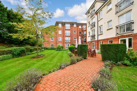 High Street, Edenbridge, Kent 1 bed flat for sale