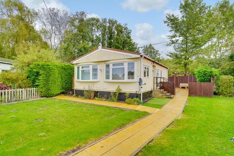 2 bedroom property for sale