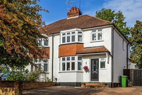 Fairfield Drive, Dorking, Surrey, RH4 3 bed semi