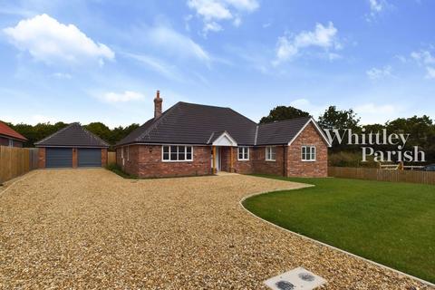 4 bedroom detached bungalow for sale