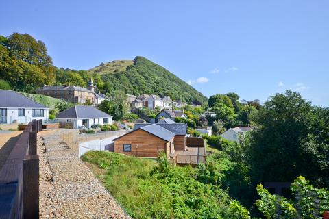 Ventnor PO38 3 bed detached bungalow for sale