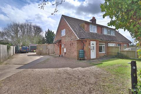 Denham Corner, Denham, Eye 2 bed chalet for sale