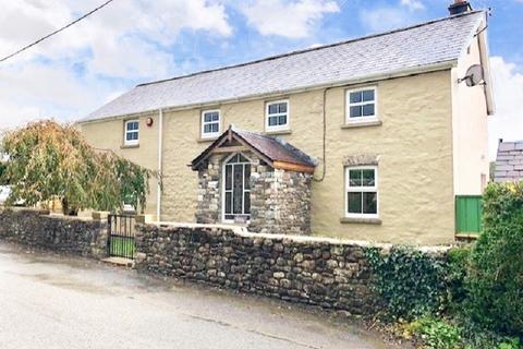 Cwmifor, Llandeilo, Carmarthenshire. 3 bed detached house for sale