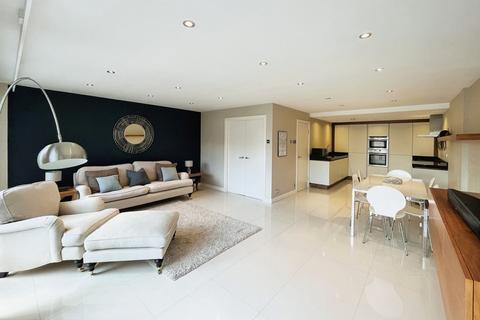 The Quays 2 bed apartment for sale