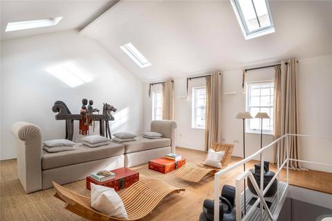 Eccleston Mews, Belgravia, SW1X 3 bed mews for sale