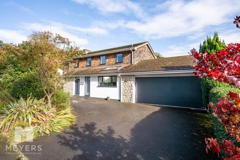 Grosvenor Close, Ashley Heath... 4 bed house for sale