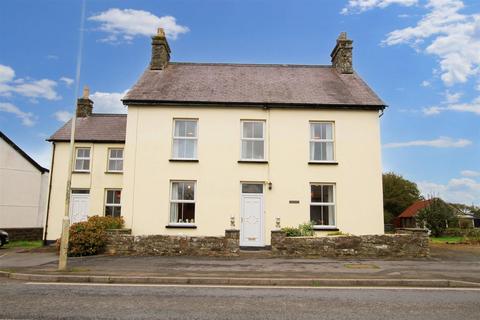 Sarnau, Llandysul 6 bed detached house for sale