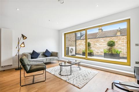 Garratt Lane, SW17 2 bed apartment for sale