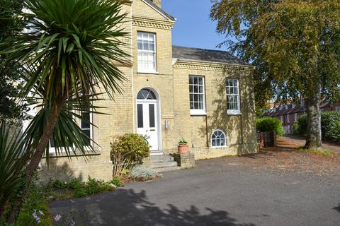 Highfield, Lymington, SO41 1 bed apartment for sale