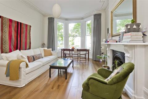 Cambridge Gardens, Ladbroke Grove... 2 bed flat for sale