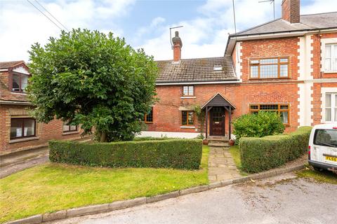 The Street, Frinsted, Sittingbourne... 4 bed semi