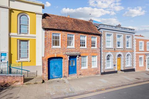 High Street, Hungerford, Berkshire, RG17 4 bed townhouse for sale