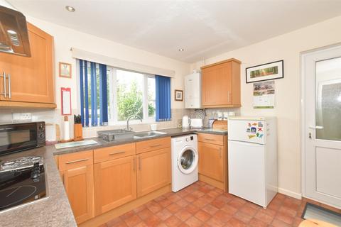 Scotts Close, Shalfleet, Newport... 2 bed detached bungalow for sale