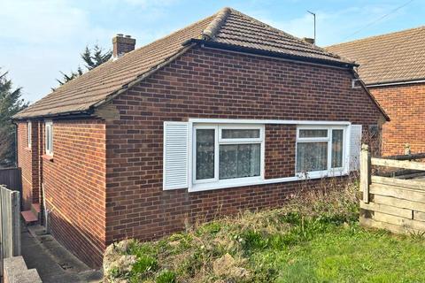 Strode Park Road, Herne Bay, CT6 7JQ 2 bed detached bungalow for sale