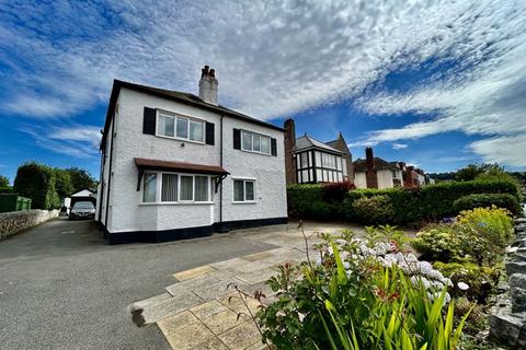 Whitehall Road, Rhos on Sea 2 bed apartment for sale