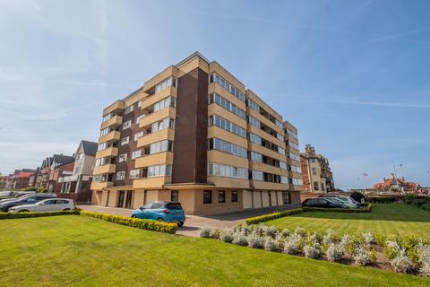 St. Annes Road West, Lytham St.... 3 bed penthouse for sale