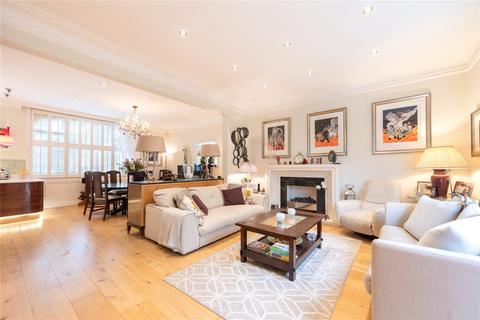 Primrose Hill Road, London, NW3 3 bed apartment for sale