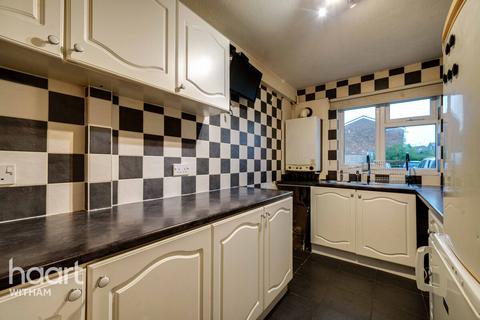 Crouch Drive, Witham 1 bed maisonette for sale