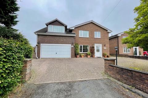 6 bedroom detached house for sale