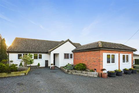 Fairstead Road, Terling, Chelmsford 4 bed detached bungalow for sale