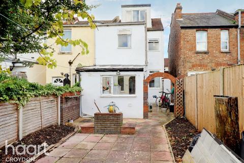 Wentworth Road, Croydon 3 bed terraced house for sale