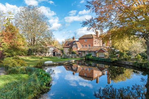 Runcton, Chichester, West Sussex 5 bed detached house for sale