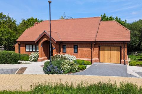 FRIARY MEADOW, TITCHFIELD 2 bed detached bungalow for sale