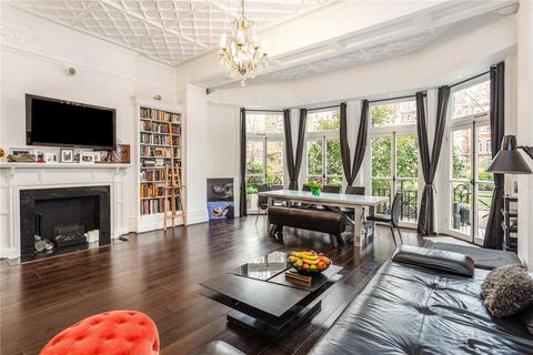 Bramham Gardens, London, SW5 2 bed apartment for sale