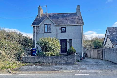Caeathro, Caernarfon, Gwynedd, LL55 4 bed detached house for sale